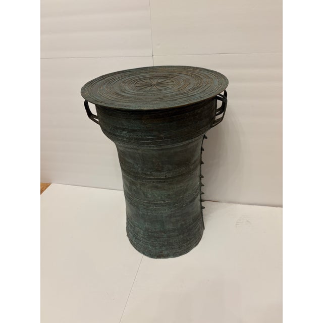 Mid 20th Century Vintage Southeast Asian Bronze Rain Drum Side Table or Plant Stand For Sale - Image 5 of 5