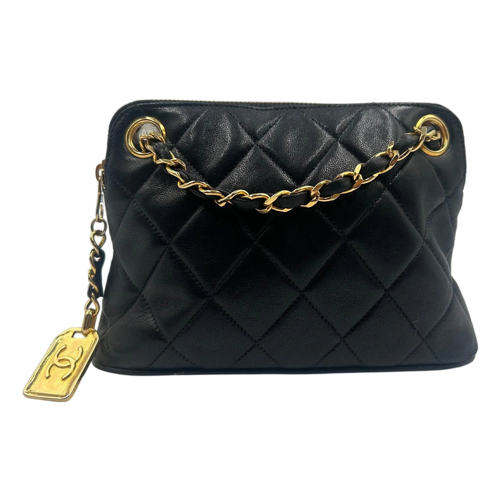 CHANEL 黒 ノベルティバッグ Chanel Black Quilted Leather Bag 90's | Chairish