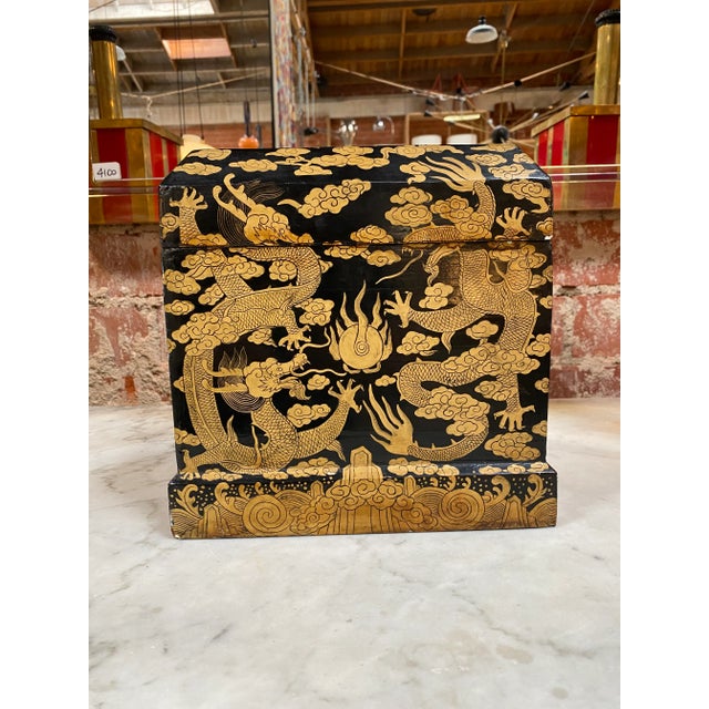 Mid-Century Modern 1950 Italian Decorative Black and Gold Asian Dragon Box For Sale - Image 3 of 7