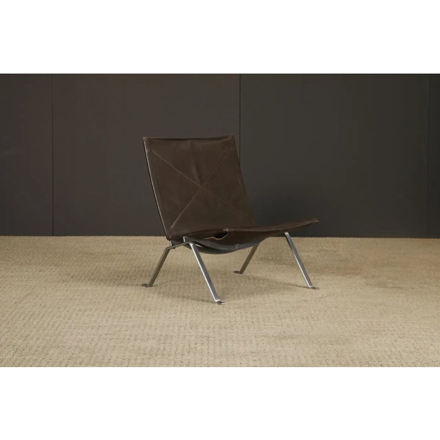 Mid-Century Modern Early Production 'Pk-22' Lounge Chair by Poul Kjærholm for Ekc, Double-Signed For Sale - Image 3 of 18