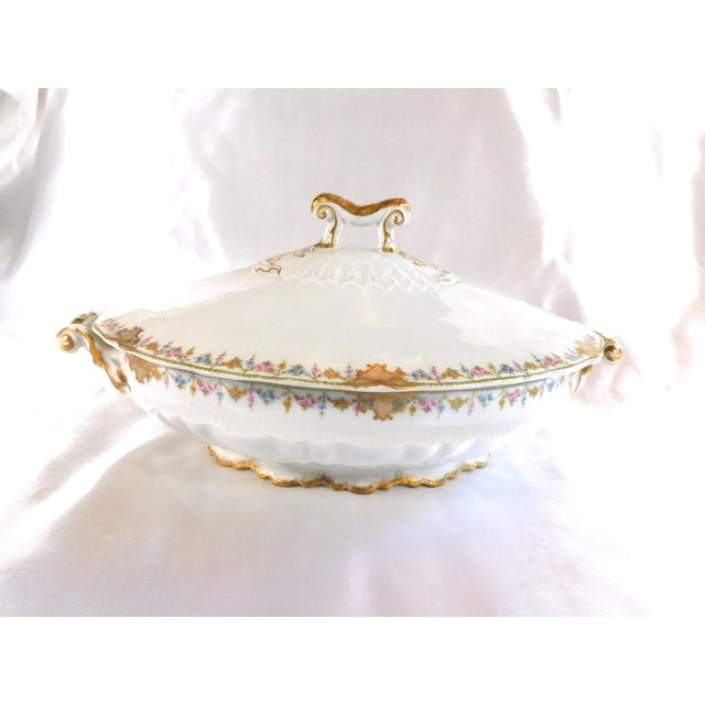 1900s Haviland Schleiger 630-2 Covered Casserole Dish For Sale - Image 4 of 9