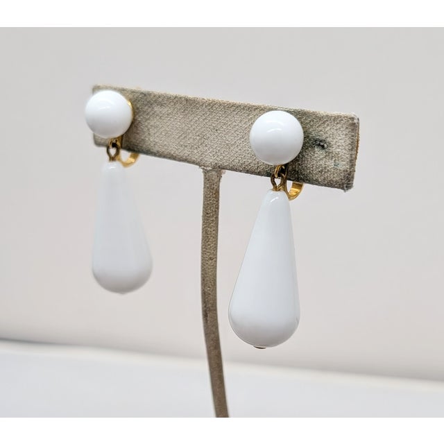 Mid-Century Modern Vintage 1950s Signed Crown Trifari White Drop Clip Earrings-2 Pieces For Sale - Image 3 of 5