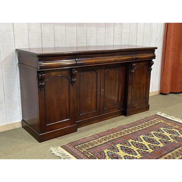 19th Century Victorian Mahogany Sideboard For Sale - Image 4 of 18
