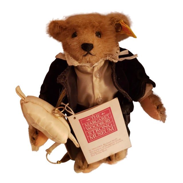 Late 20th Century Steiff Collectible Teddy Bear- Ring Bearer For Sale