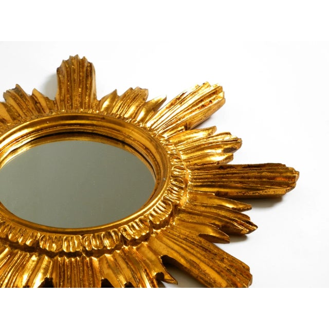 Mid-Century Modern Italian Sunburst Wall Mirror in Wood and Resin, 1950s For Sale - Image 9 of 15