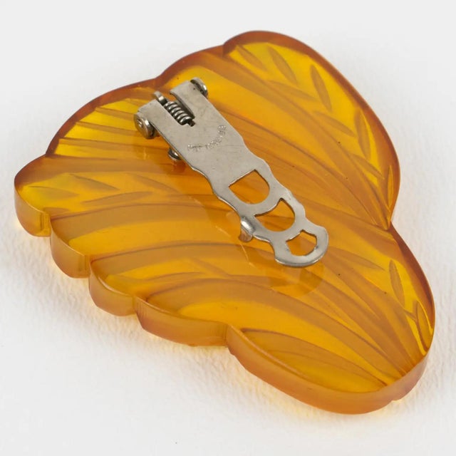 Apple-Juice Bakelite Brooch or DressClip with Floral Carving For Sale In Atlanta - Image 6 of 8