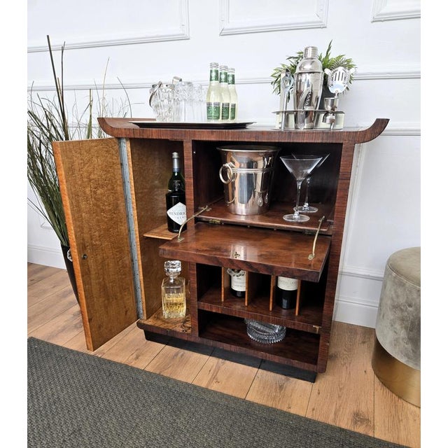 1940s Vintage Italian Art Deco Walnut Burl Dry Bar Cabinet, 1940s For Sale - Image 5 of 10