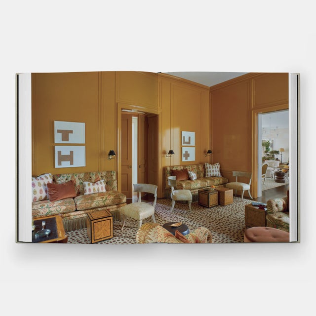 Frederic: The Last Word in Chic For Sale - Image 4 of 8