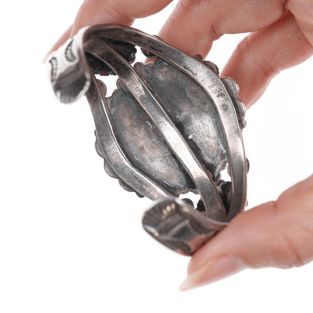 Metal 6 3/8" c1940's Navajo stamped silver cuff bracelet with large turquosie For Sale - Image 7 of 11