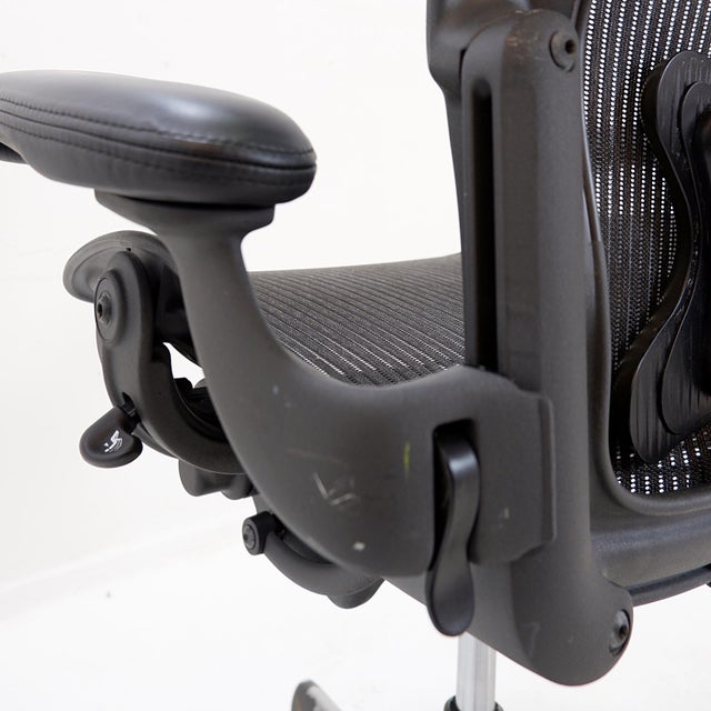 Herman Miller Vintage Aeron Office Chair from Herman Miller, 1990s For Sale - Image 4 of 18