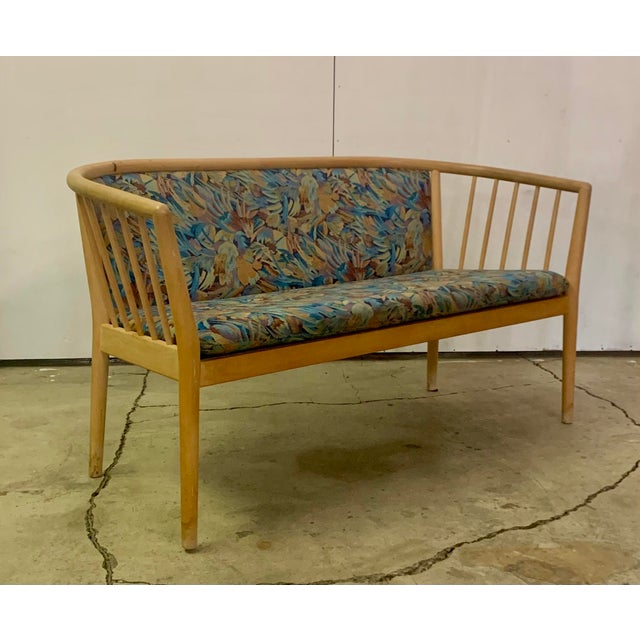 1970s Mid-Century Modern Solid Wood Spindle Back Loveseat For Sale - Image 12 of 14