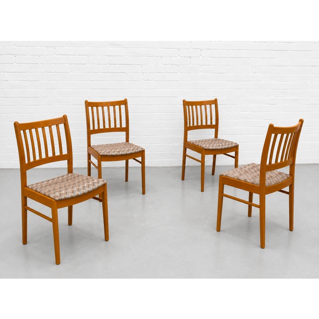 Set of 4 Danish Modern Teak Dining Chairs| Mid Century Scandinavian Chairs, 1960s For Sale In New York - Image 6 of 14