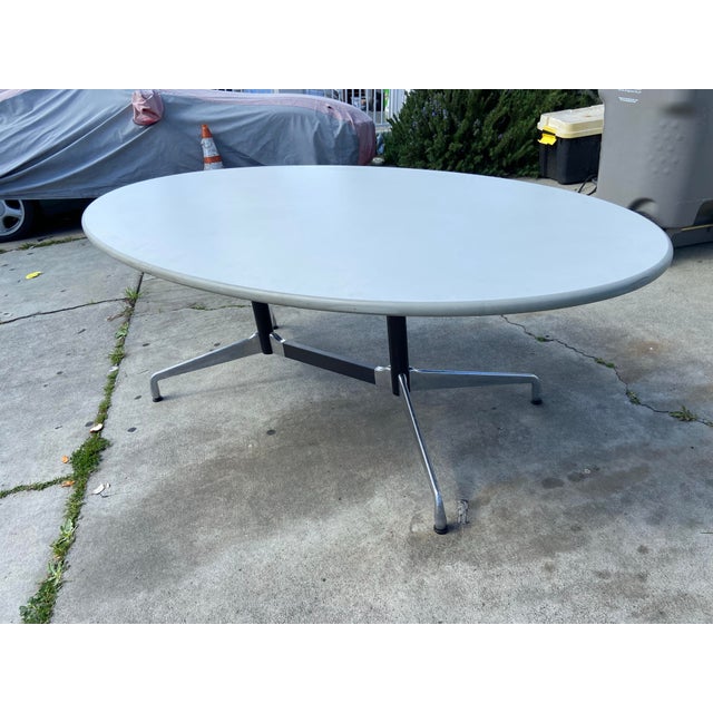 Vintage Oval Conference Table with Herman Miller Attributed Aluminum Segmented Base For Sale - Image 9 of 11