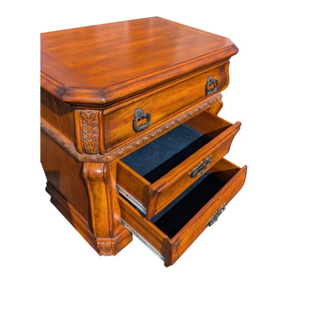 Wood Late 20th Century French Provincial Wood Nightstand Set of 2 Carved Two Drawer Brown For Sale - Image 7 of 7