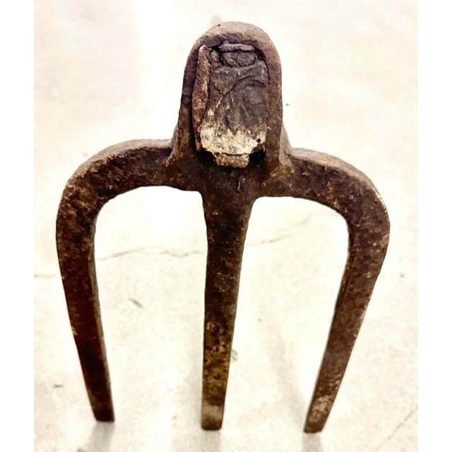 Early 20th Century Meiji Japanese Fire Fighter Fireman’s Tool Wood Handle Iron Garden Antique Three Prong For Sale - Image 4 of 12