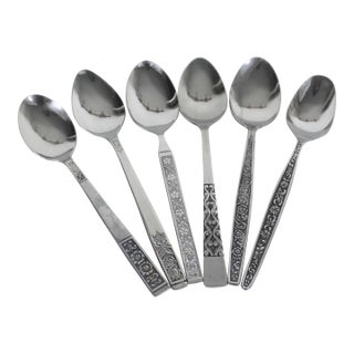 Vintage Mid Century Modern Stainless Steel Tea or Dessert Spoon - Set of 6 For Sale