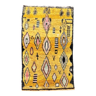 Mid-Century Modern Yellow Berber Moroccan Boujad Rug For Sale