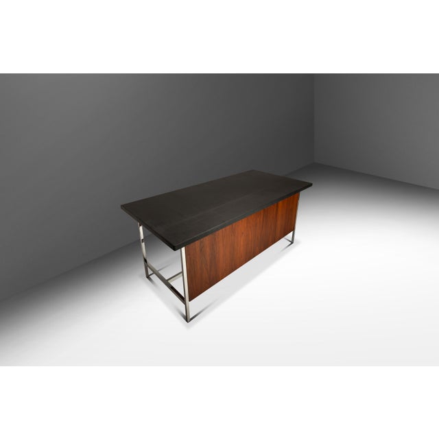 Wood Mid-Century Modern Executive Desk in Walnut & Chrome W/ Leather Top by Florence Knoll for Knoll Associates, Usa, C. 1960s For Sale - Image 7 of 18