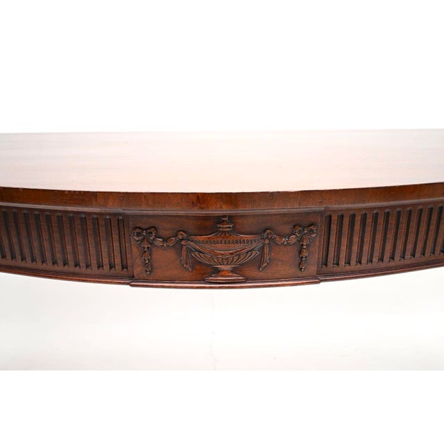 Brown Antique Sheraton Style Console Table attributed to William Tillman, 1950 For Sale - Image 8 of 10