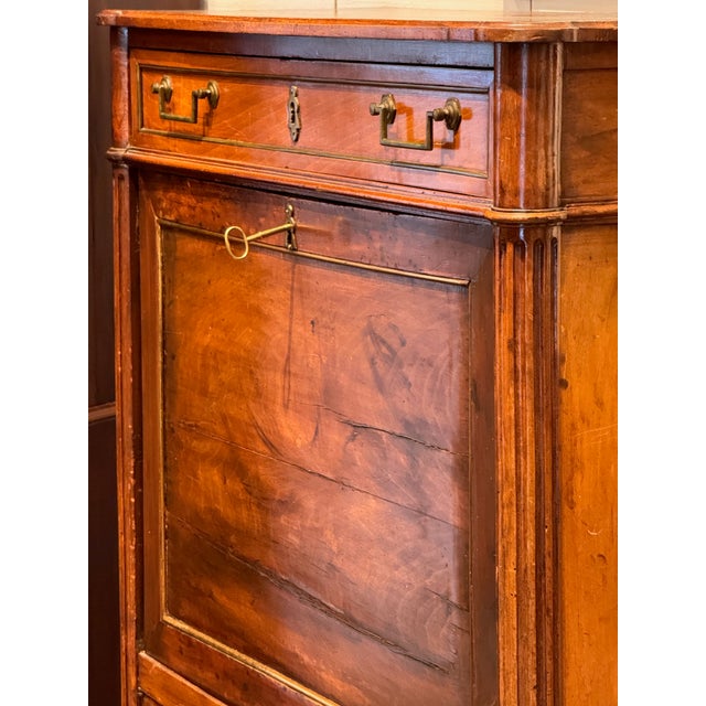 19th Century French Walnut Secrétaire Abattant For Sale - Image 15 of 18