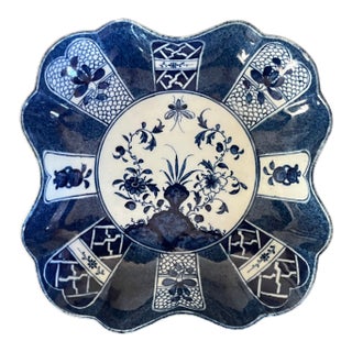Antique 18th Century English George III Worcester / Caughley Porcelain Powder Blue Square Dish in the Scholar's Rock Pattern Circa 1780 For Sale