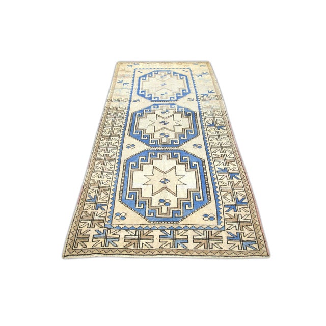 1960s Vintage Turkish Rug 3'9" x 7'4" For Sale - Image 5 of 6