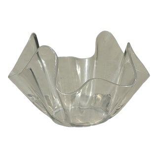 Vintage 1970s Large Lucite Molded Handkerchief Wavy Ruffled Bowl For Sale