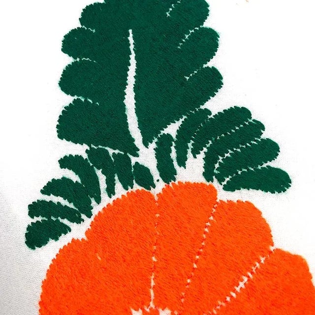 1950s 1950s Cottage Floral Hibiscus Hand-Stitched Crocheted Linen Tablecloth For Sale - Image 5 of 7