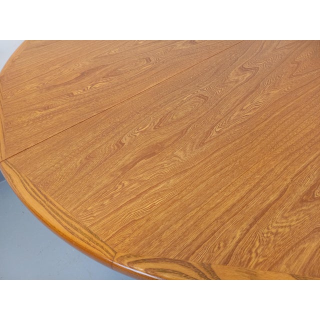 Tan Vintage Round Scandinavian-Style Dining Table in Light Elm with Extensions, 1960s For Sale - Image 8 of 18
