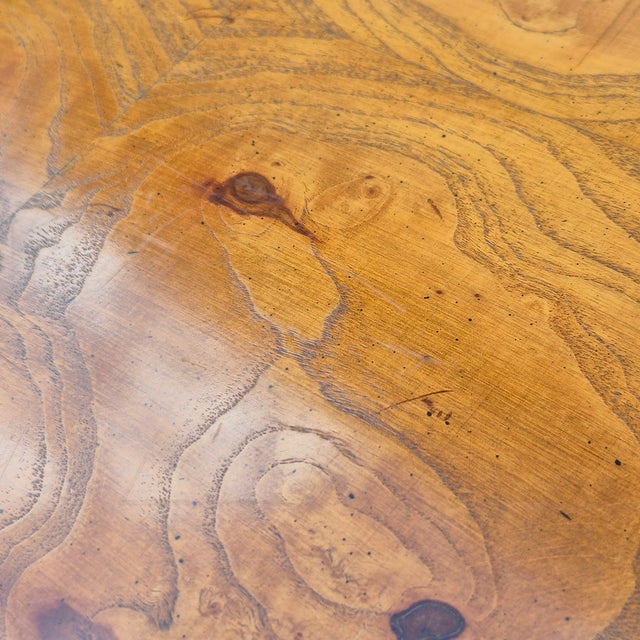 Mid-20th Century Asian Hollywood Regency Burlwood & Black Lacquer 43” Octagonal Coffee Table For Sale In Washington DC - Image 6 of 13