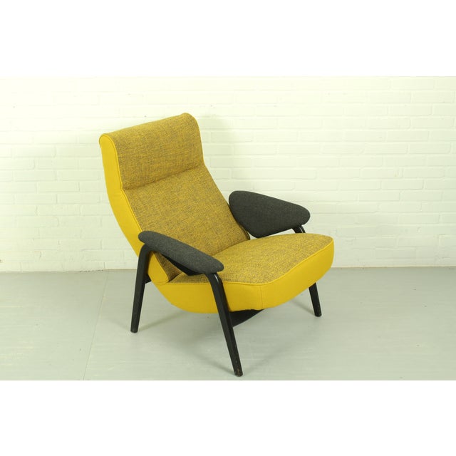 1960s Vintage Model 107 & 137 Chairs in Kvadrat Hallingdal by Theo Ruth for Artifort, 1960s, Set of 2 For Sale - Image 5 of 18