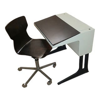Elmar Children's Writing Desk & Chair by Luigi Colani for Flötotto, 1970s, Set of 2 For Sale