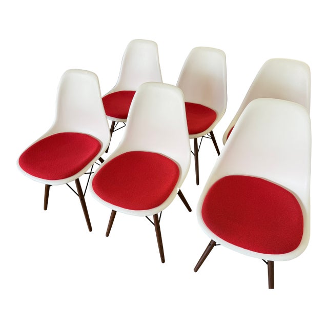 Set of Six Herman Miller Eames Molded Plastic Side Chairs For Sale