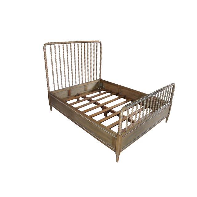 Bramble Cholet Queen Size Bed. Features a mahogany frame in Jenny Lind Styling. Finish Straw Wash 27606STW Dimensions:...