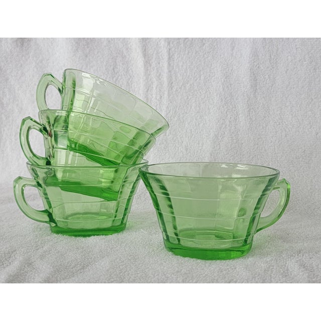 Art Deco Uranium Glass Set of 4 Green Tea Cups Early 20th Century For Sale - Image 3 of 18