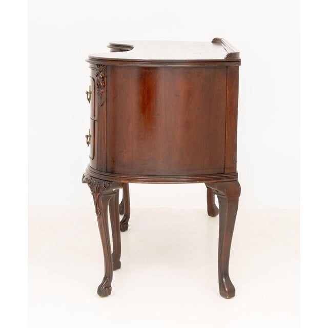 Brown Queen Anne Style Mahogany Kidney Shaped Desk For Sale - Image 8 of 9