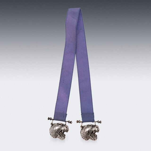 20th Century English Silver & Blue Silk Japanese Tiger Bookmark from Kate Shea, 1987 For Sale - Image 3 of 6