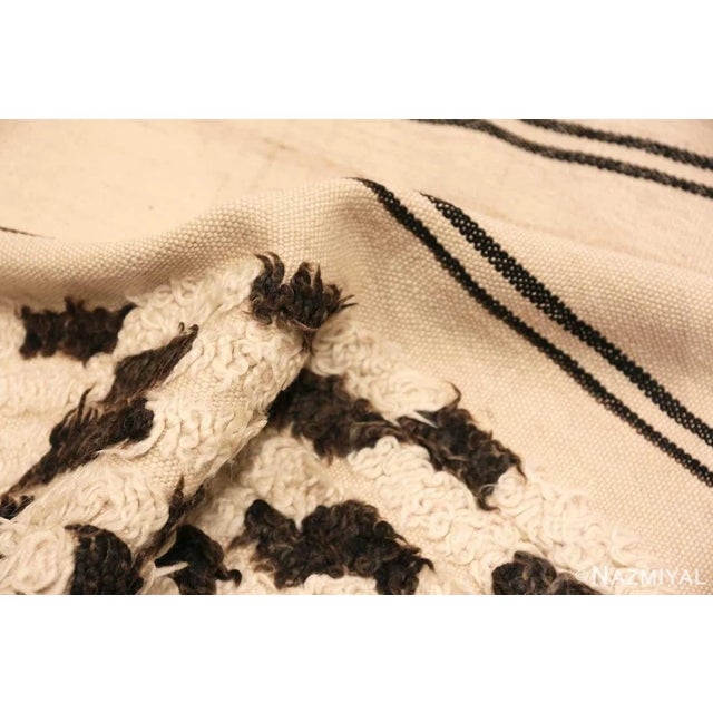 Mid 20th Century Nazmiyal Collection Ivory and Black Vintage Moroccan Kilim Rug For Sale - Image 5 of 7