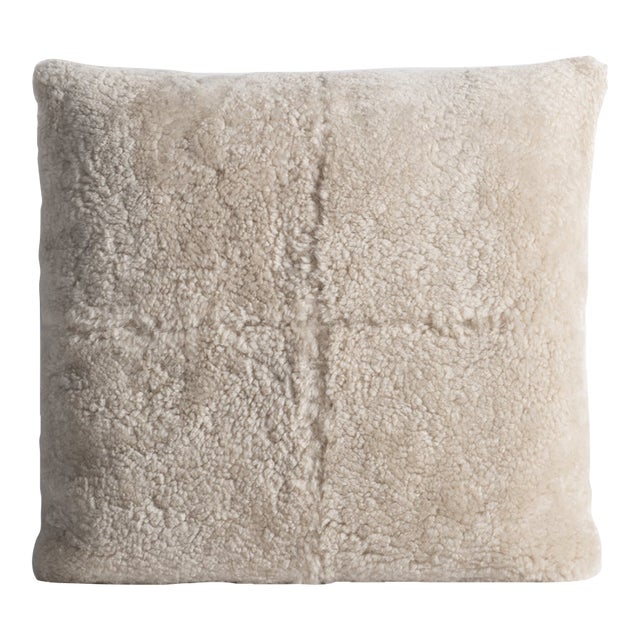 Lancaster Signature Quadrant Pillow in Oatmeal Curly Shearling For Sale