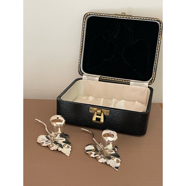 Antique Leaf Design Silver Plated Salt and Pepper Shakers in Satin Lined Case - 3 pcs For Sale - Image 4 of 12
