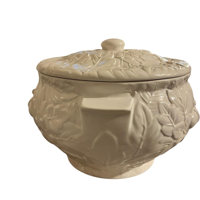 Vintage Traditional White Ironstone Acorns and Leaves Soup Tureen For Sale - Image 4 of 9