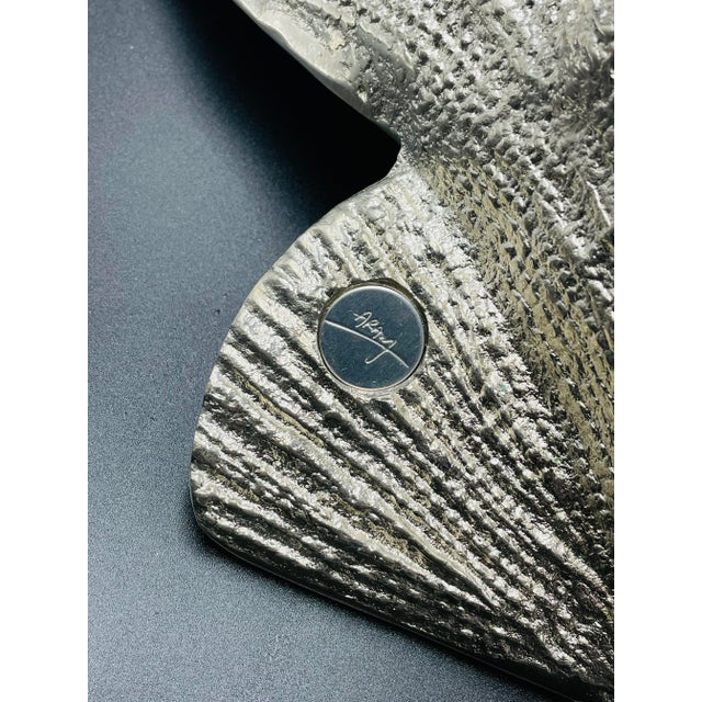 Michael Aram Late 20th Century Michael Aram Lions Paw Sea Shell Centerpiece Bowl For Sale - Image 4 of 12