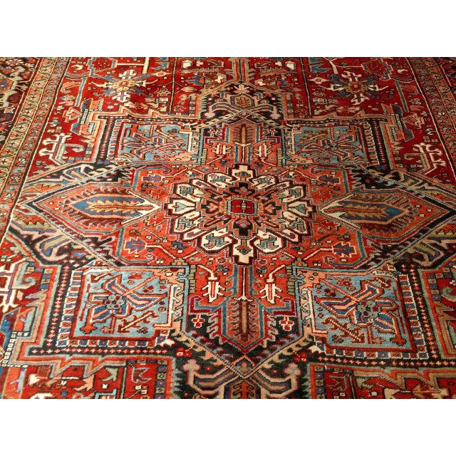 Early 20th Century Heriz Serapi 1079 For Sale - Image 5 of 9