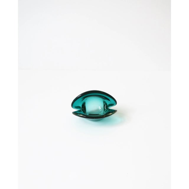 Italian Modern Murano Emerald Green Art Glass Seashell Dish For Sale - Image 10 of 13