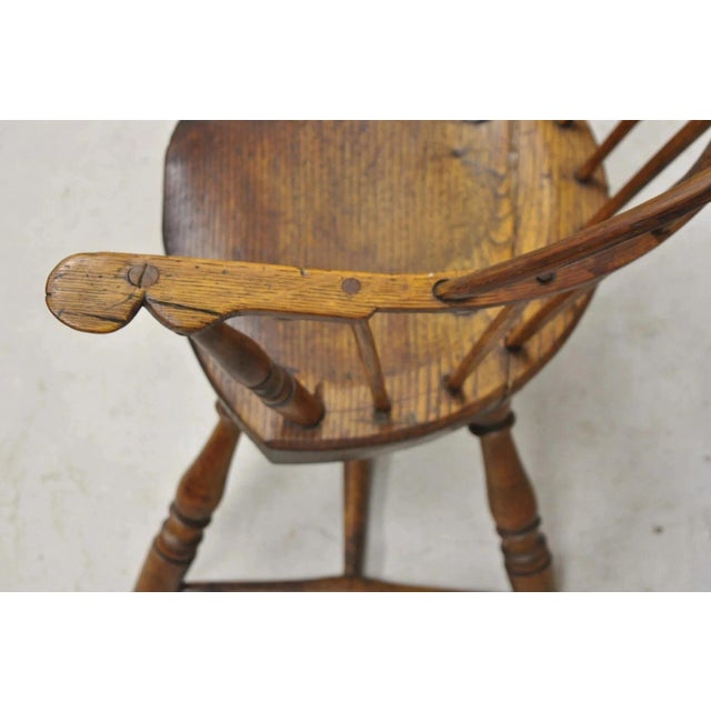 Antique French Country Colonial Chestnut Oak Wood Small Bowed Windsor Arm Chair For Sale - Image 11 of 12
