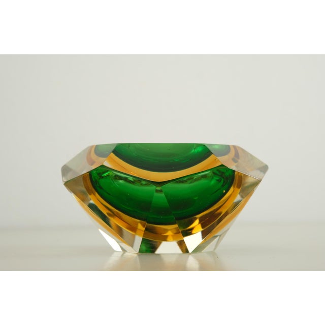 Flavio Poli Murano Glass Bowl attributed to Flávio Poli for Seguso Vetri d'Arte, 1970s For Sale - Image 4 of 9