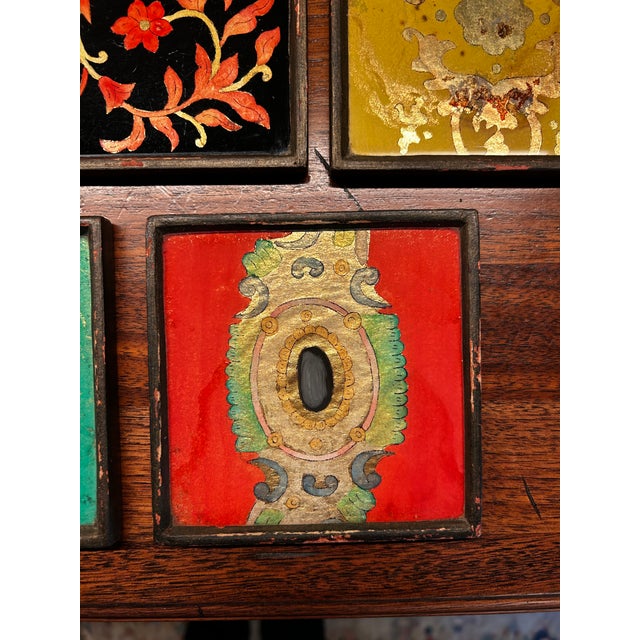 1920s Set of 8 Framed Verre Eglomise Italian Plaques or Coasters With Venetian Designs For Sale - Image 4 of 6