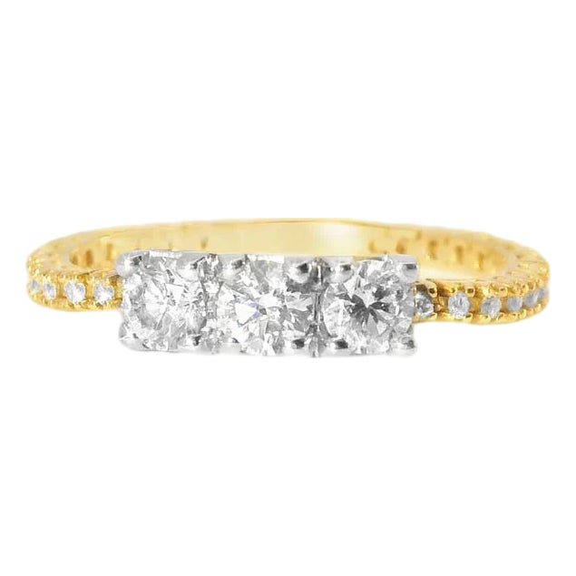 Late 20th Century 18K Pink Rose Gold 3 Stone Diamond Mesh Wedding Band Ring, Size 7 For Sale