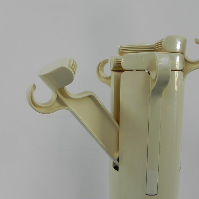 Standing Coat Rack by Giancarlo Piretti for Castelli, 1970s For Sale - Image 18 of 18
