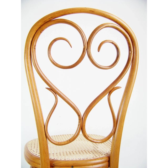 Nr.4 Chair by Michael Thonet, 1860s For Sale - Image 5 of 14